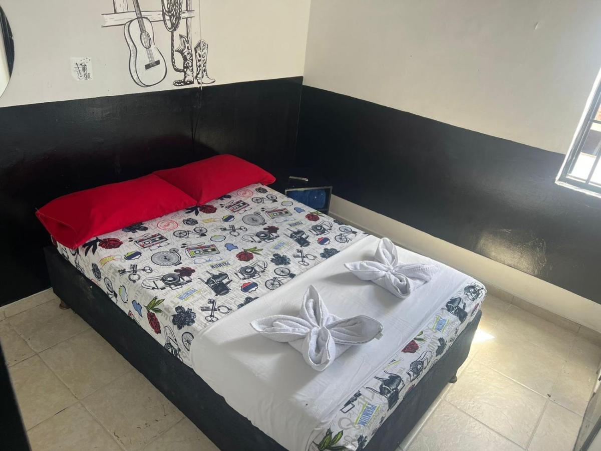 El Amanecer La 27 Hotell Manizales Eksteriør bilde